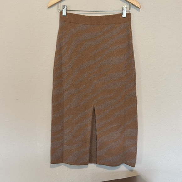 EVERLANE The Alpaca Tiger Jacquard Skirt XS - Picture 8 of 8